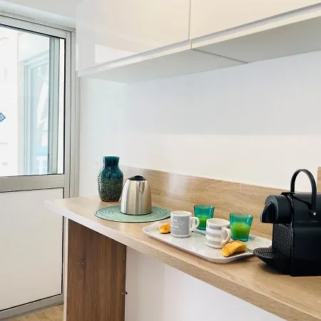 Apartment Tres Bel Face Au Port Santa -piscine Saint-Raphael (Var)