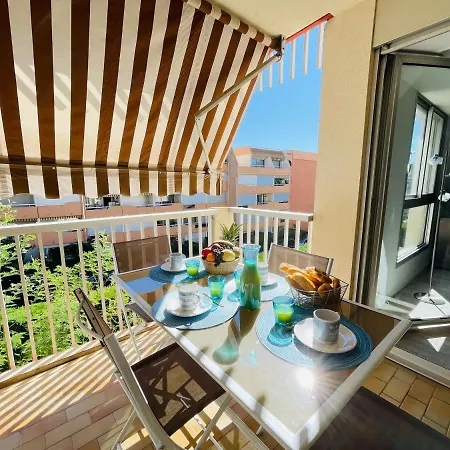 Tres Bel Face Au Port Santa -piscine *